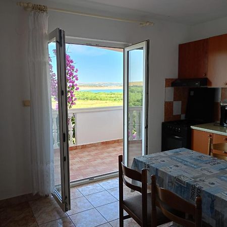 Apartments Zoran Povljana Bagian luar foto